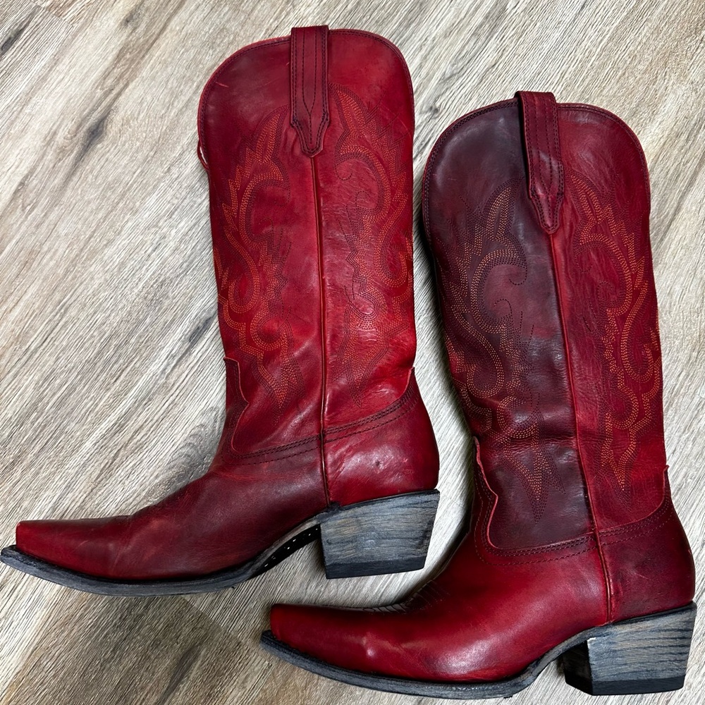 Freebird Size 9 - Woodland Boots